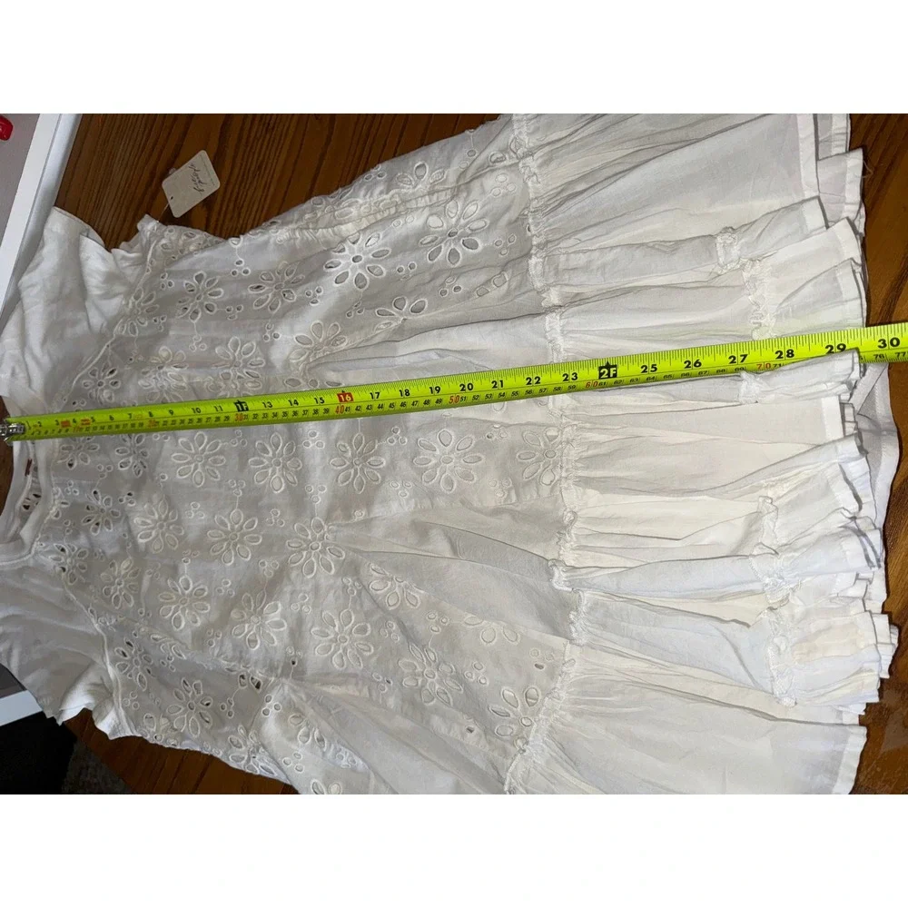 Free People Sadler White Eyelet Mini Dress Short Sleeve Ruffle Hem‎ XS New